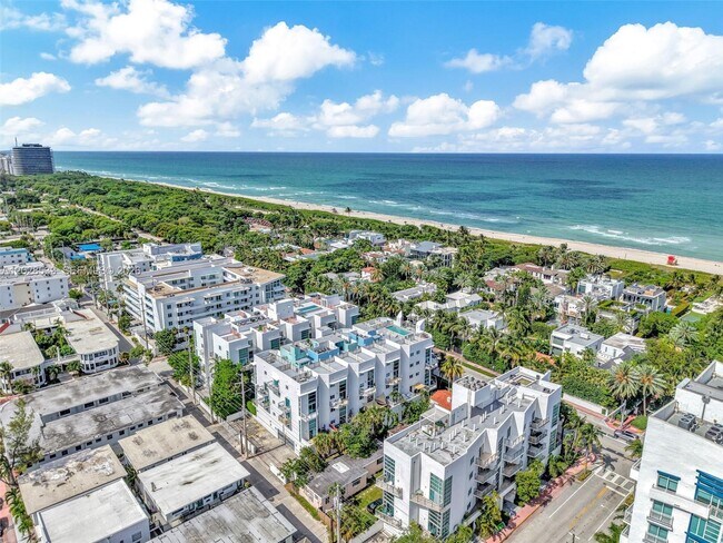 Building Photo - 7728 Collins Ave