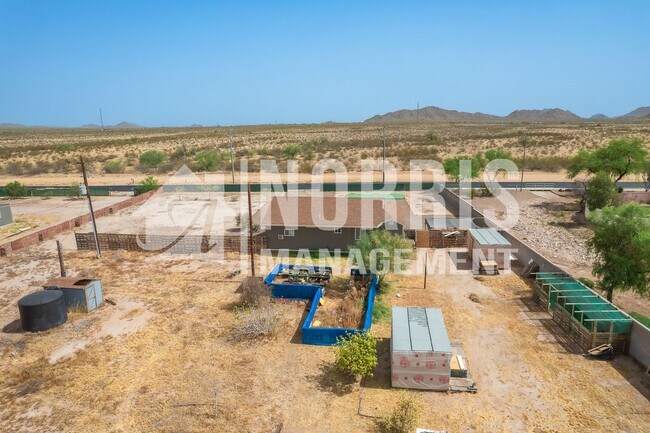 Building Photo - Great Home in Casa Grande with a Country Feel