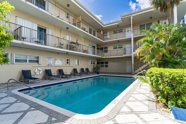 Building Photo - 2400 S Ocean Dr