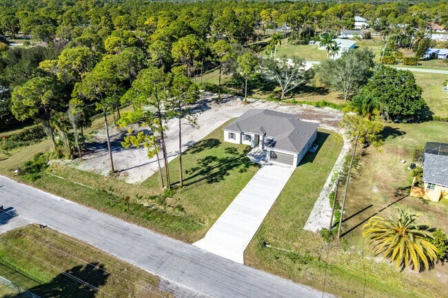 Building Photo - 15235 Tangelo Blvd