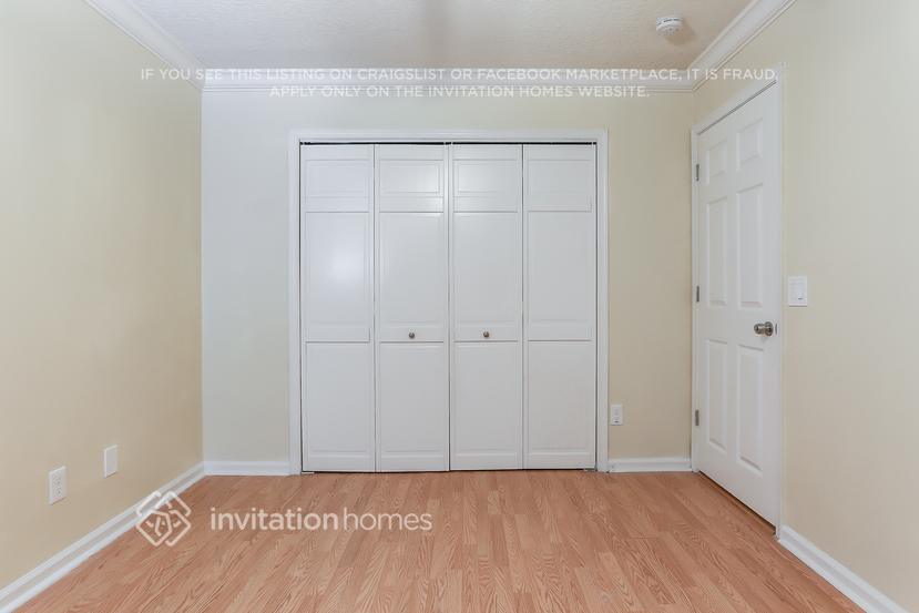 Building Photo - 5241 110th Ave N