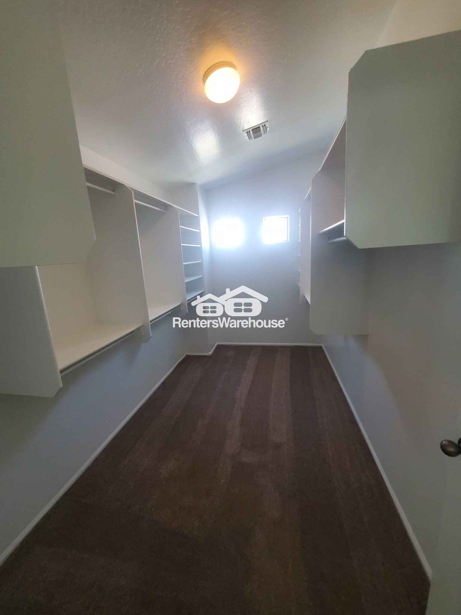 Building Photo - 38128 N Beverly Ave