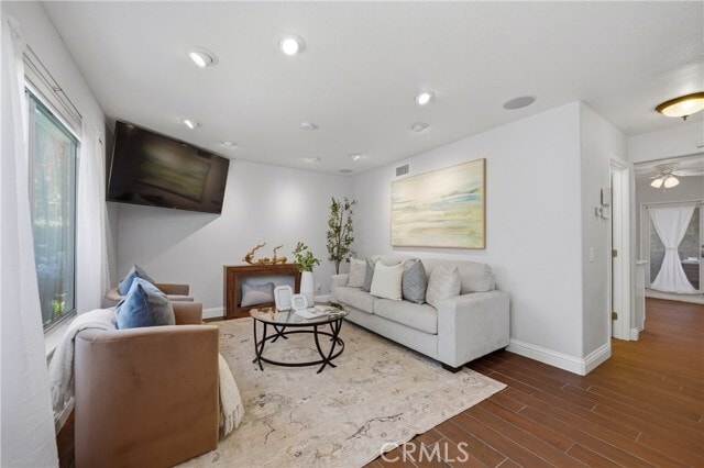 Building Photo - 850 Windwood Dr