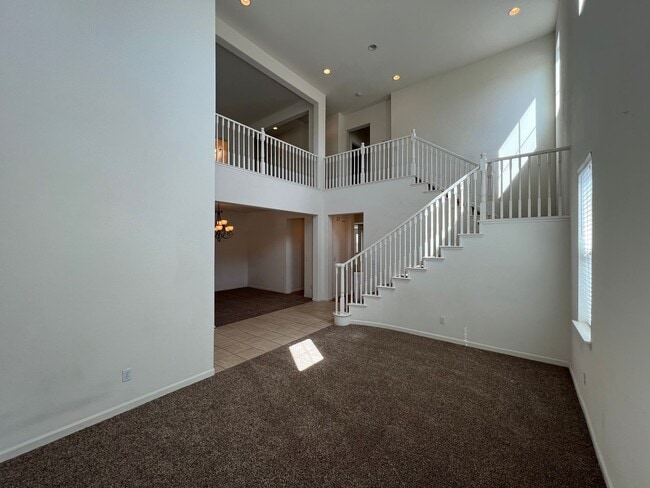 Building Photo - 2553 Acapulco Way