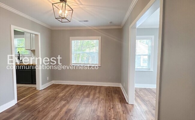Building Photo - 8421 3rd Ave N