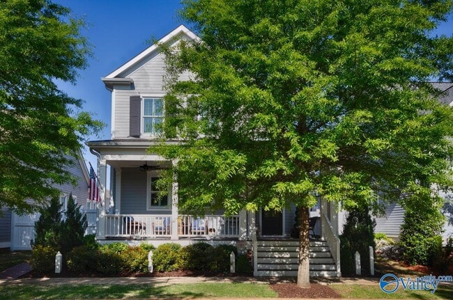 Primary Photo - 120 Lombard St