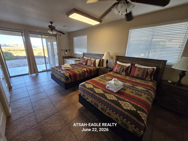 Building Photo - 345 S Anasazi Dr