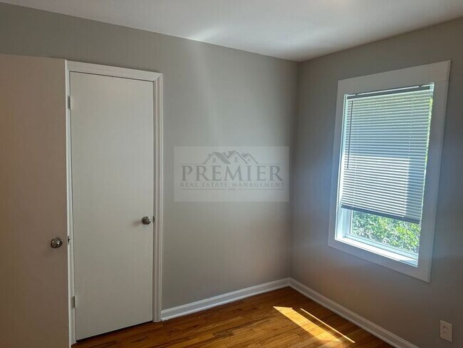 Building Photo - 6408 Blue Ridge Cutoff