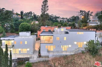 Building Photo - 2608 Corralitas Dr