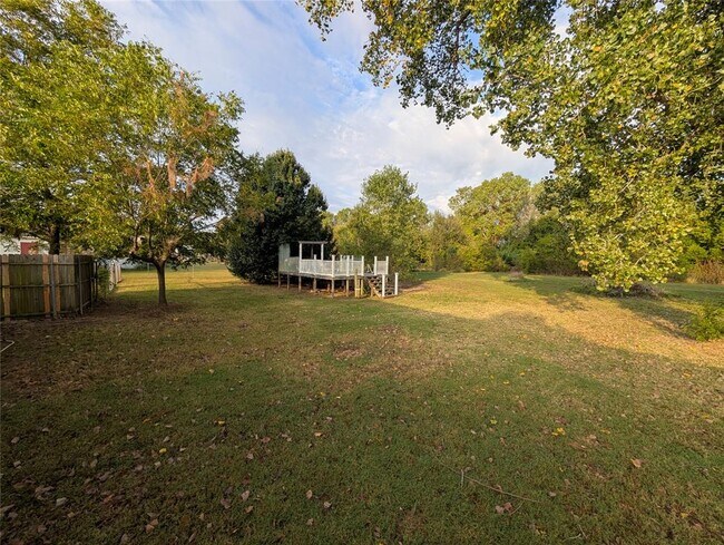 Building Photo - 12325 Spring Meadows Rd