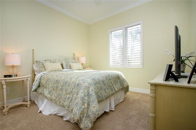 Building Photo - 4940 Tobermory Way