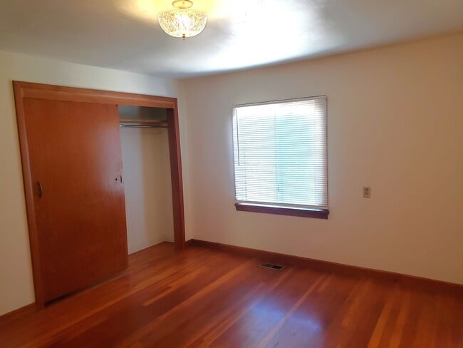 Building Photo - **PENDING** Unique Forest Grove Ranch with...