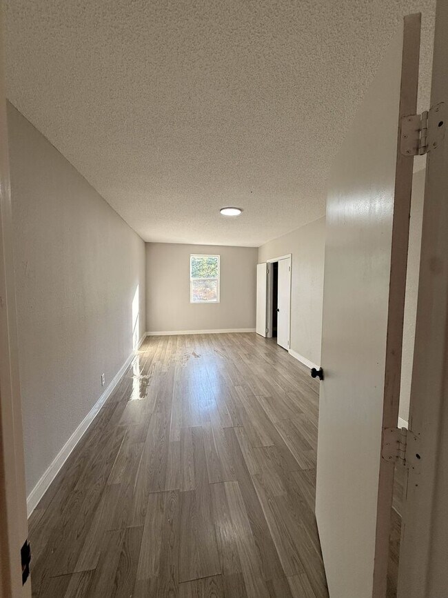 Building Photo - 307_MH-21