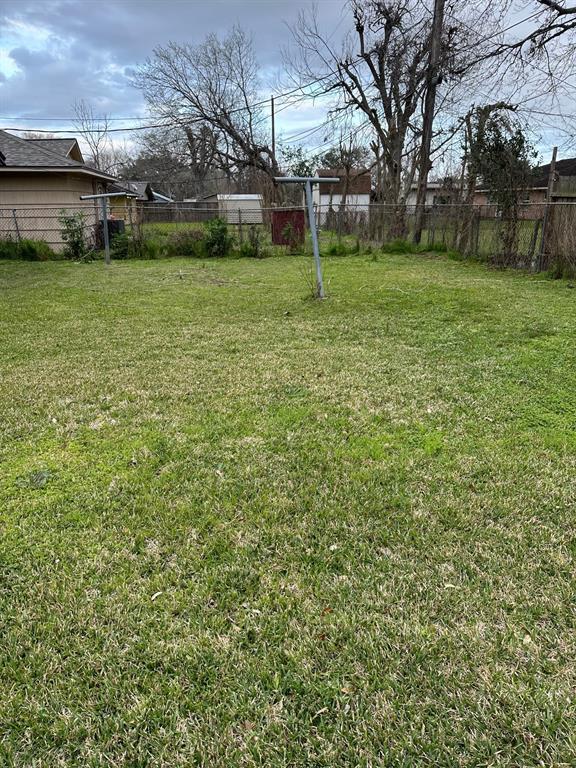 Building Photo - 6003 Heatherbrook Dr