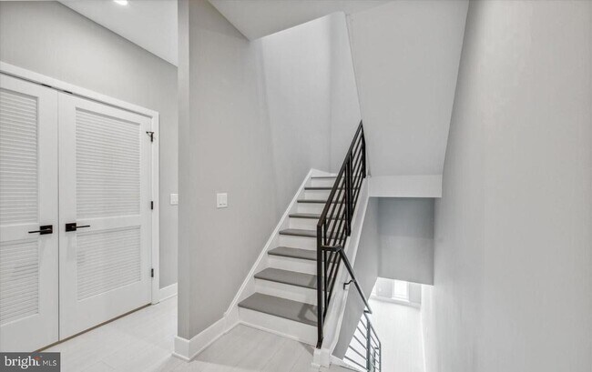 Building Photo - 1528 N 25th St