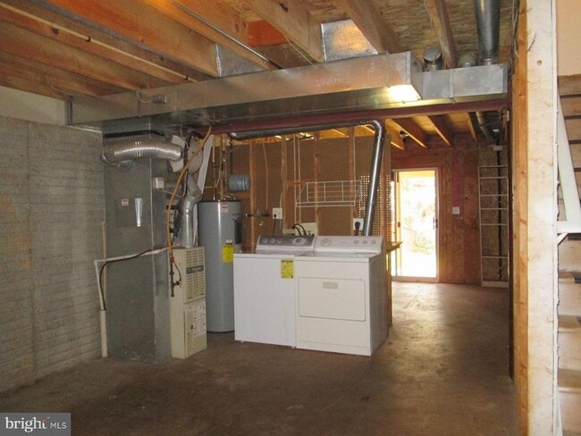 Building Photo - 1306 Roman Ridge Way