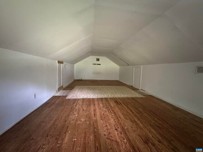 Building Photo - 85 Riverfield Farm Ln