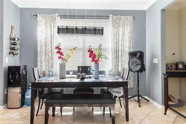 Building Photo - 6814 Habitat Dr