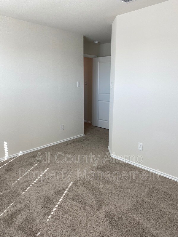 Building Photo - 5756 Brook Prairie