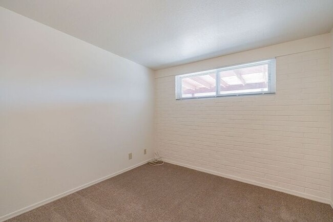 Building Photo - Pending/ Rented - Charming 3-Bed Home with Spacious Backyard & Covered Patio – Available 9/1!