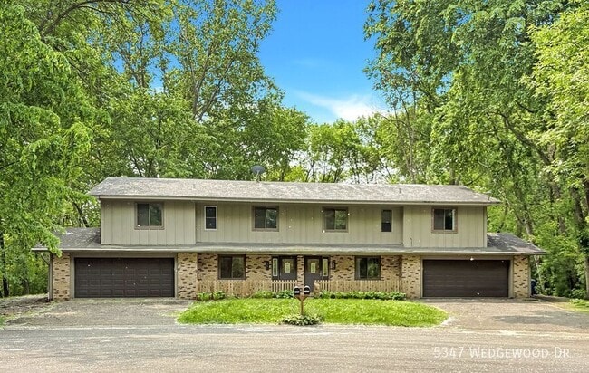 Primary Photo - 5347 Wedgewood Dr