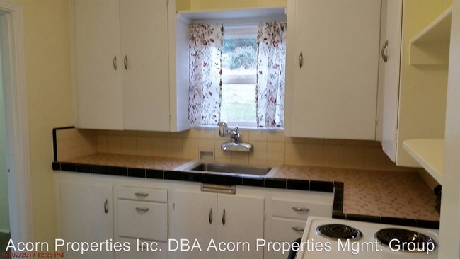 Building Photo - 84 Blazer Ct