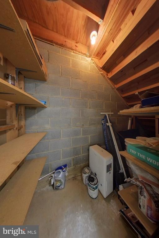 Building Photo - 4939 McFarland Dr