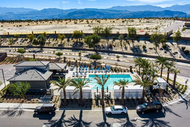 Building Photo - 76305 Columbia Dr