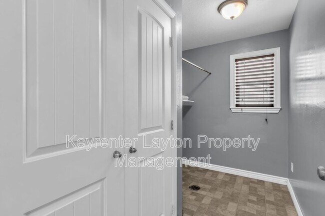 Building Photo - 138 Sam Gates Rd