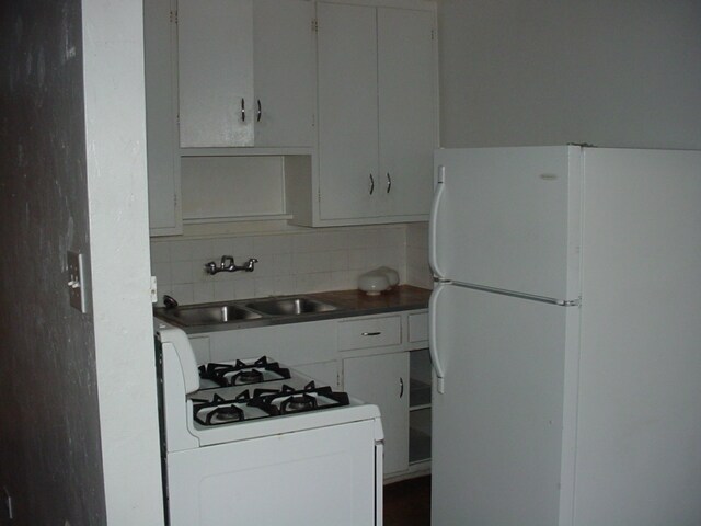 Kitchen - The Washington Apartments