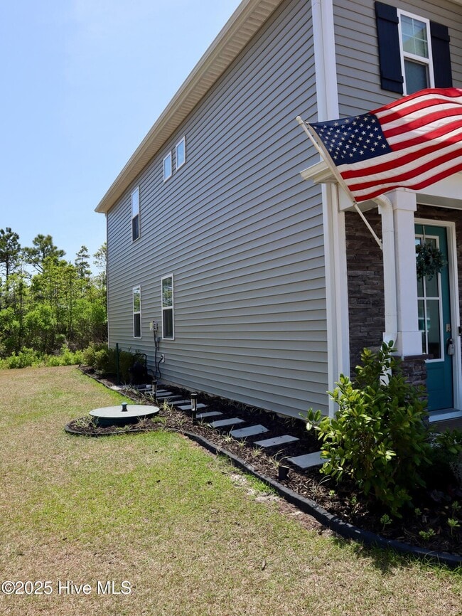 Building Photo - 404 Willet Ct