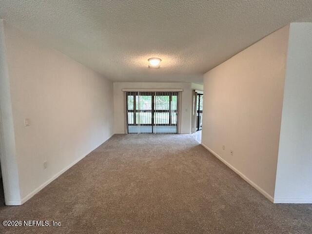 Building Photo - 46 Hembury Ln