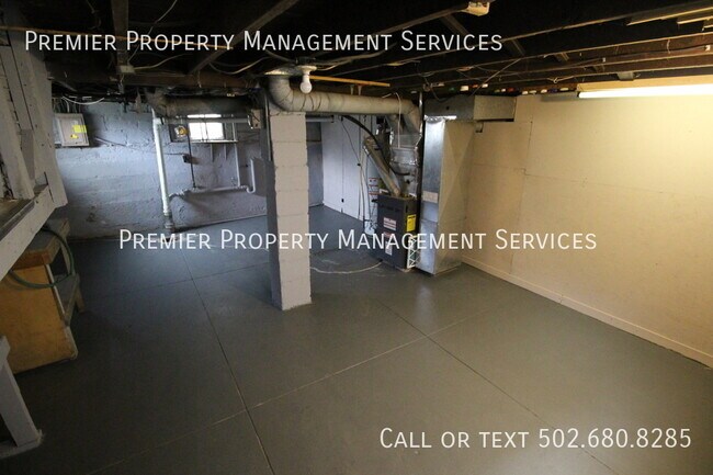 Building Photo - 113 E Garrett St