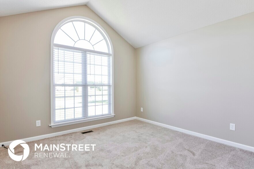 Building Photo - 142 Rosa Cir