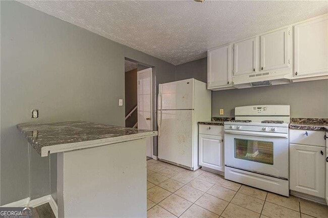 Building Photo - 806 Houndstooth Trail NW