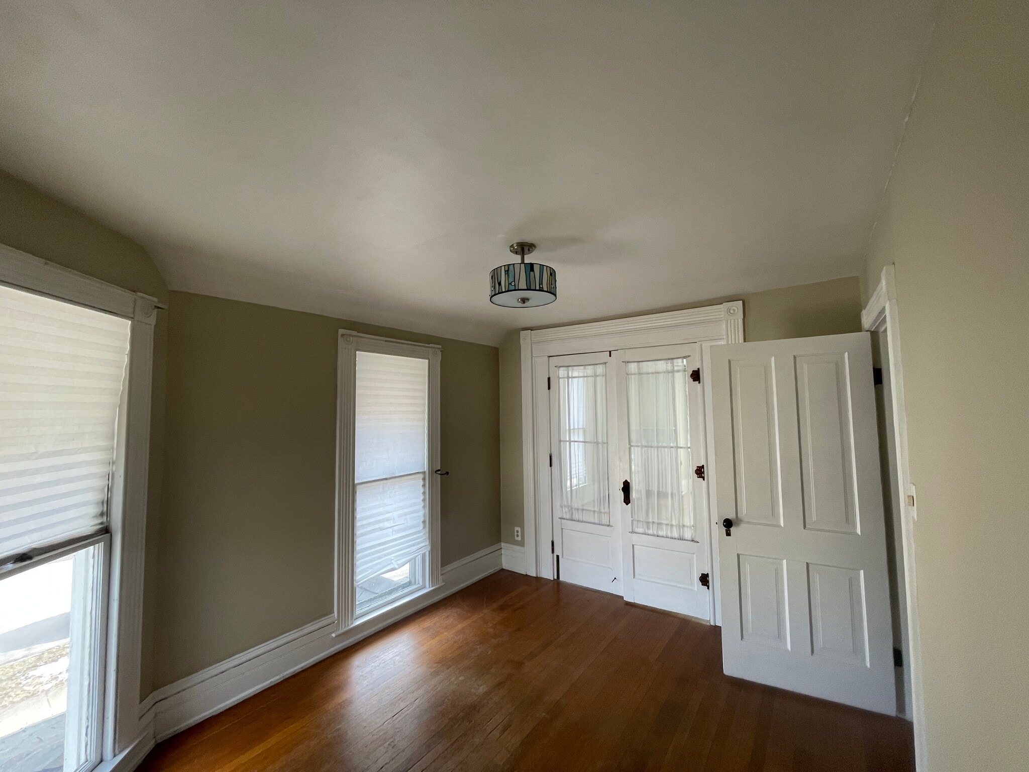 Building Photo - 2424 S Harrison St