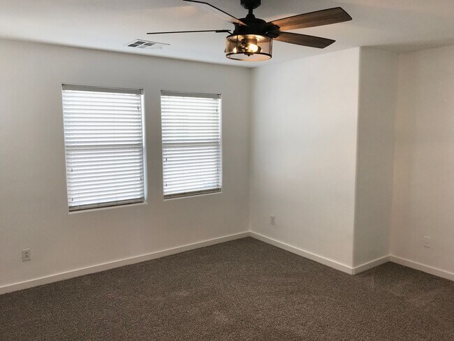 Building Photo - 3 bed in Lyons Gate, Gilbert!