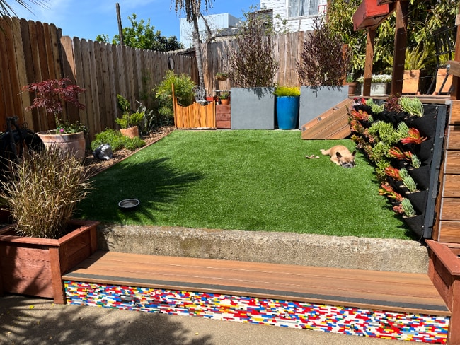 Building Photo - 80 Venus St