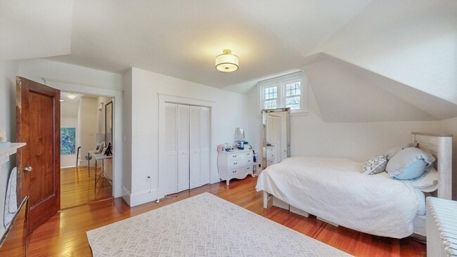 Building Photo - 52 Rockledge Rd