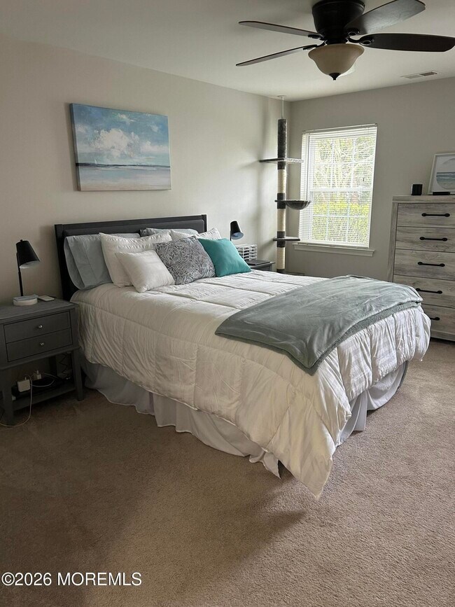 Building Photo - 165 Jefferson Dr