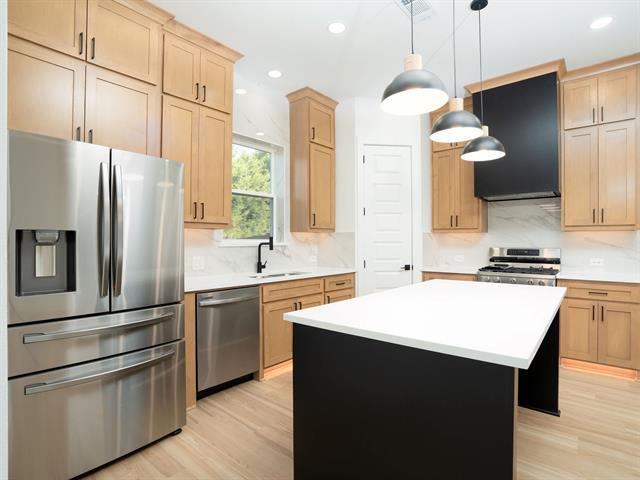 Building Photo - 5851 Millar Dr