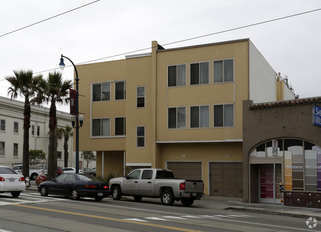 Building Photo - 1401 Ocean Ave