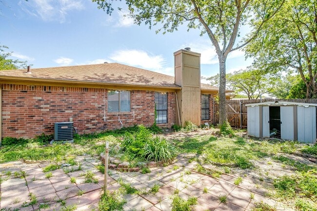 Building Photo - 4517 Compass Ct