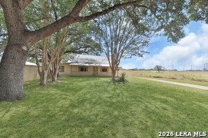 Building Photo - 795 TX-16