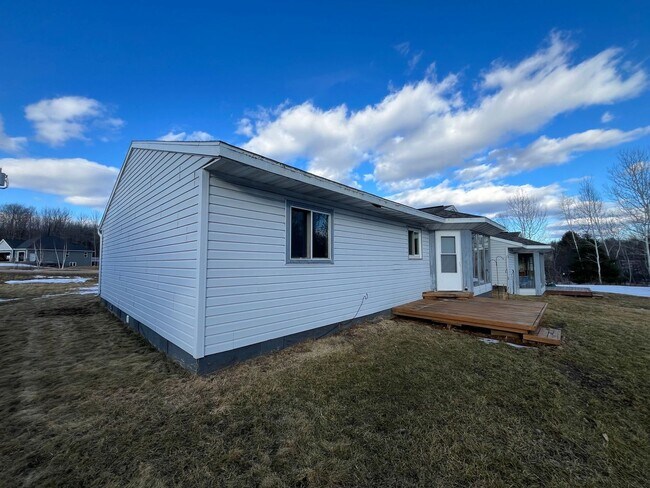 Building Photo - 149515-149515 Wineberry Ln