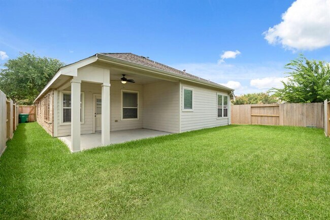 Building Photo - 9007 Painted Daisy Ln