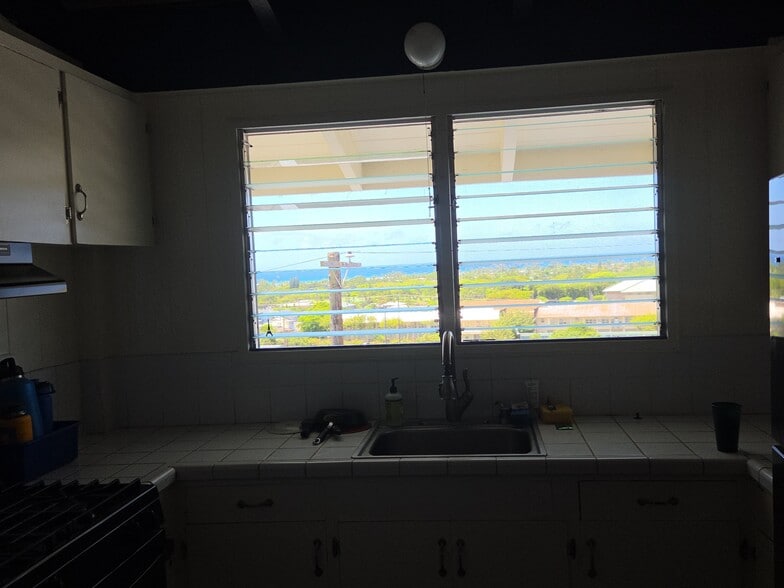 Building Photo - 4460 Wahinekoa Pl