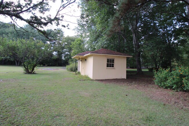 Building Photo - 50 Aubrey Cir