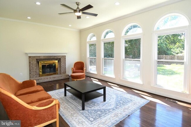 Building Photo - 8012 Wingate Dr