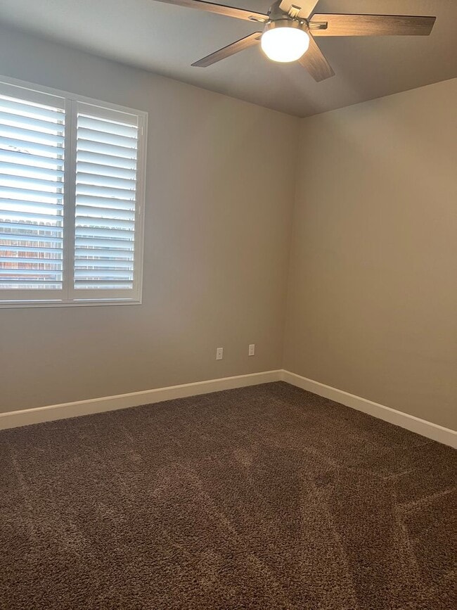 Building Photo - Charming 3 bedroom 2 bathroom with an office, located in Quail Run